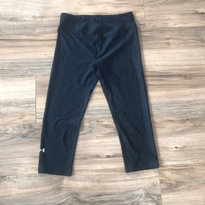 Under armour cropped leggings